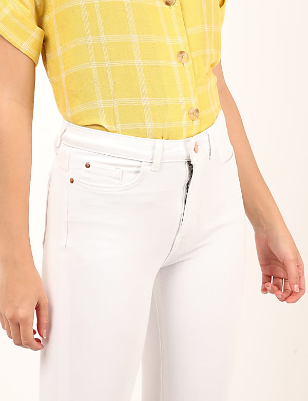 Solid Skinny Fit Jeans