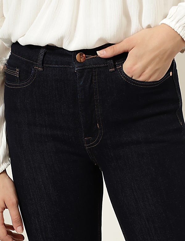 Solid Slim Fit Jeans