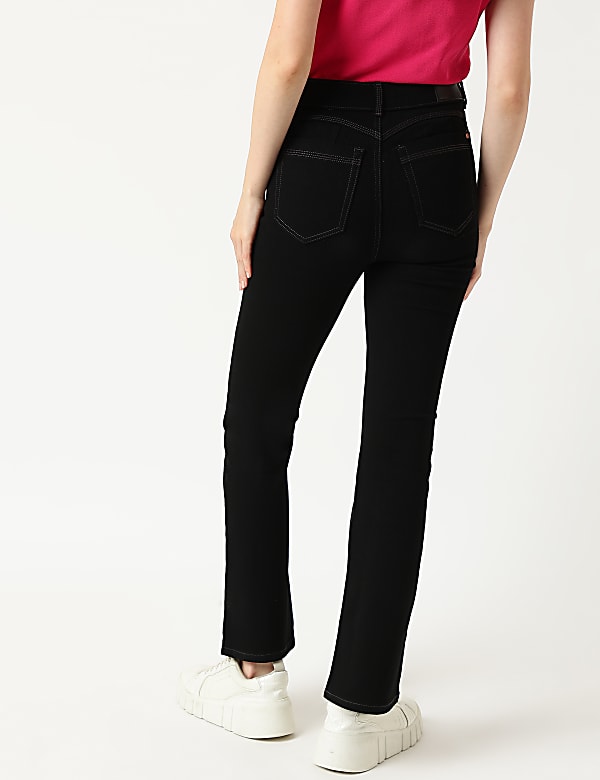 Solid Slim Fit Jeans