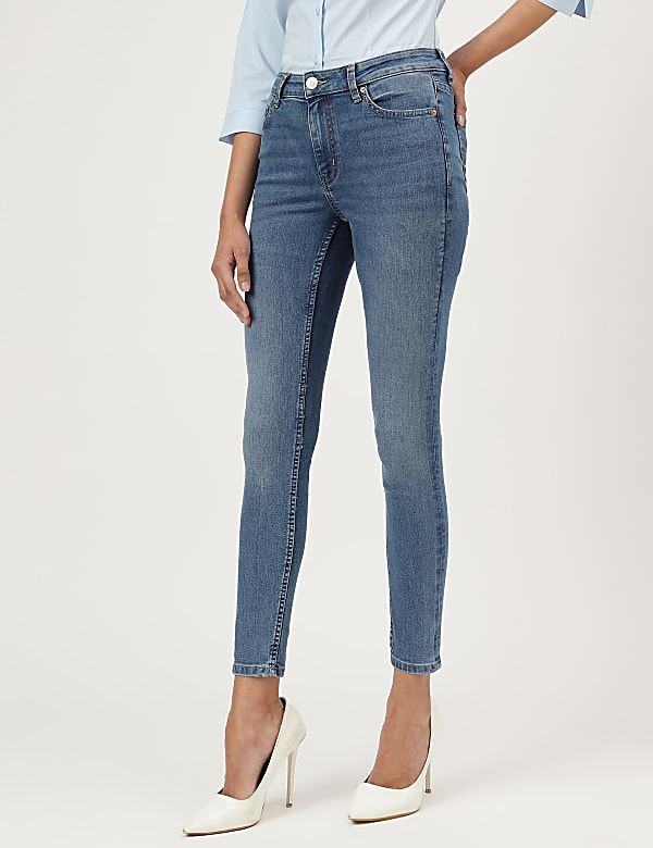 Skinny Mid Waist Jeans