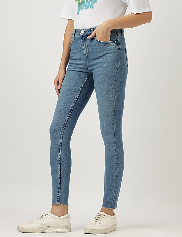Skinny Mid Waist Jeans
