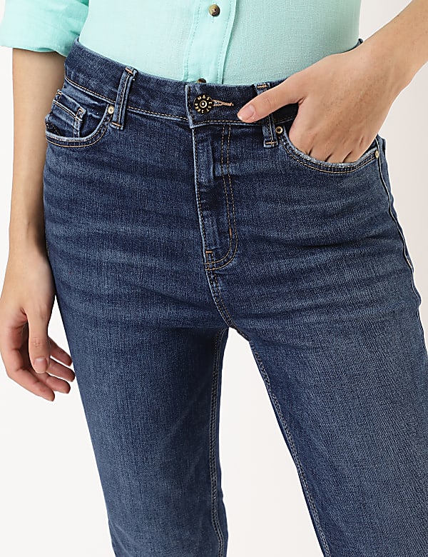 Solid Skinny Fit Jeans