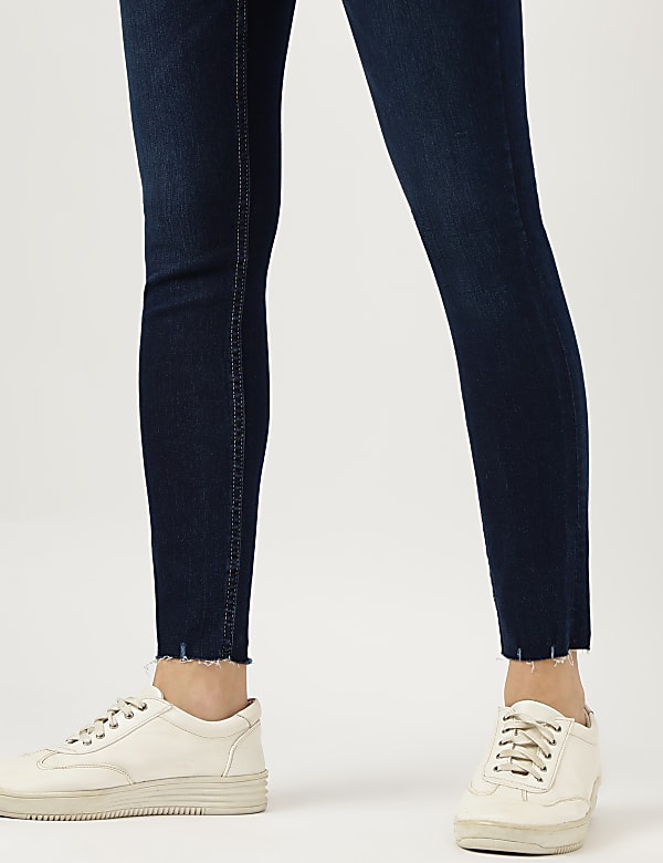 Skinny Mid Waist Jeans