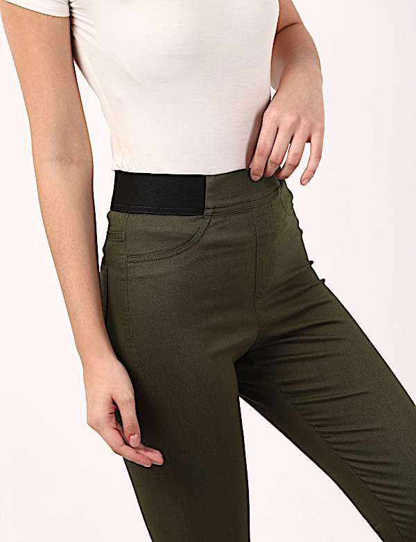 Solid Regular Fit Jeggings