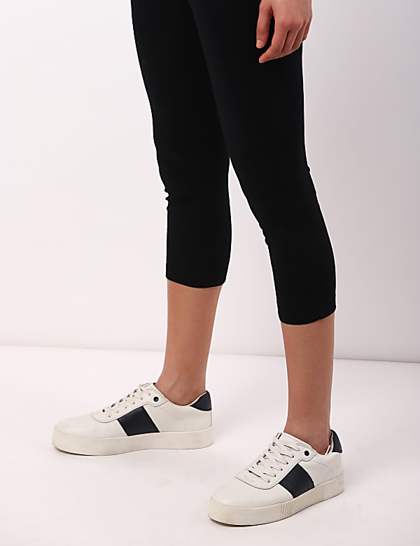 Solid Regular Fit Jeggings