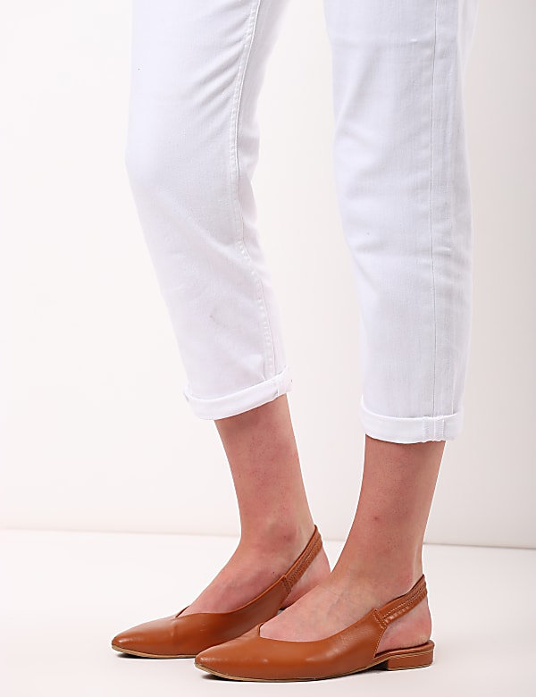 Relaxed Slim Crop Denim