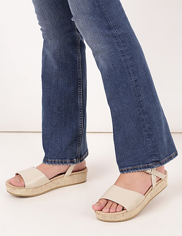 Cotton Mix Plain Slim Flared Jeans