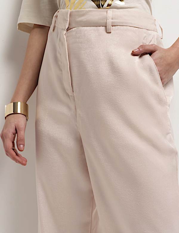 Flared Leg Mid Rise Trousers