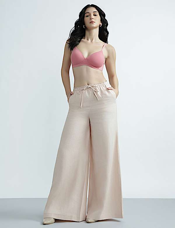 Cotton Rich Plain Sweetheart Neck Bra