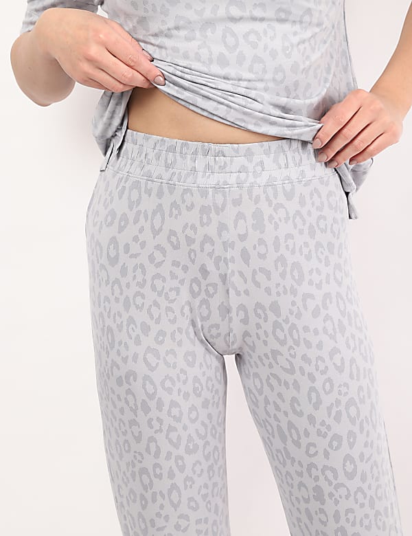 Viscose Mix Printed Round Neck Pyjama Set