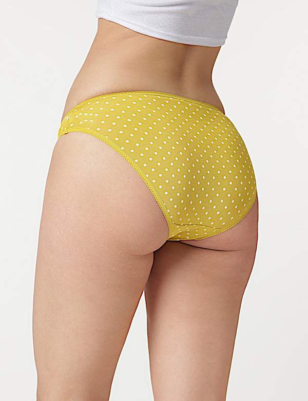 3pk Cotton Rich High Leg Knickers