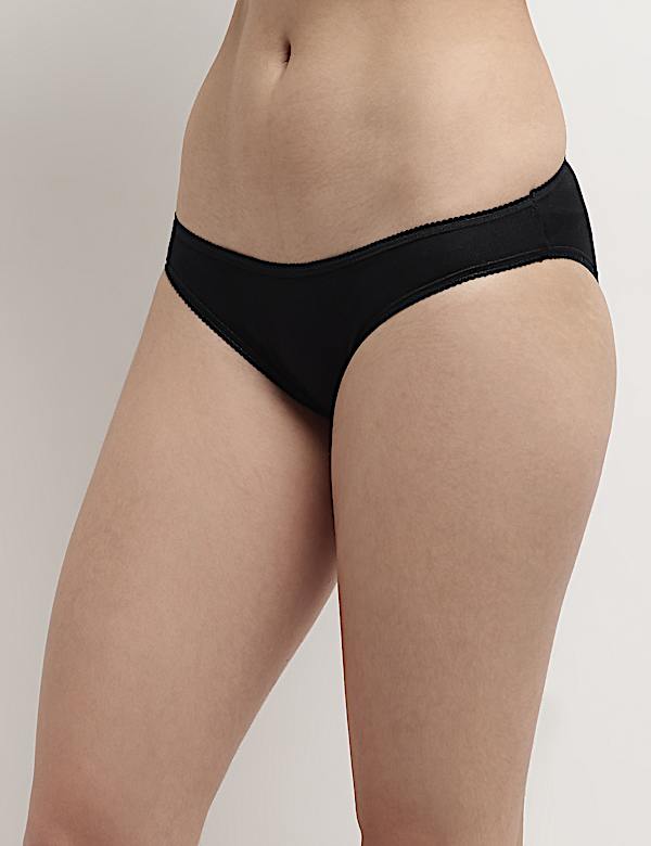 3pk Cotton Rich Bikini Bottoms