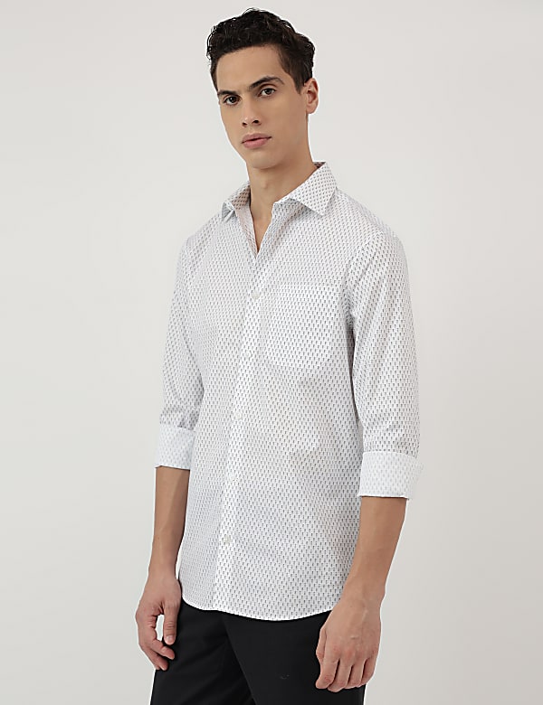 Slim Fit Spread Collar Shirt