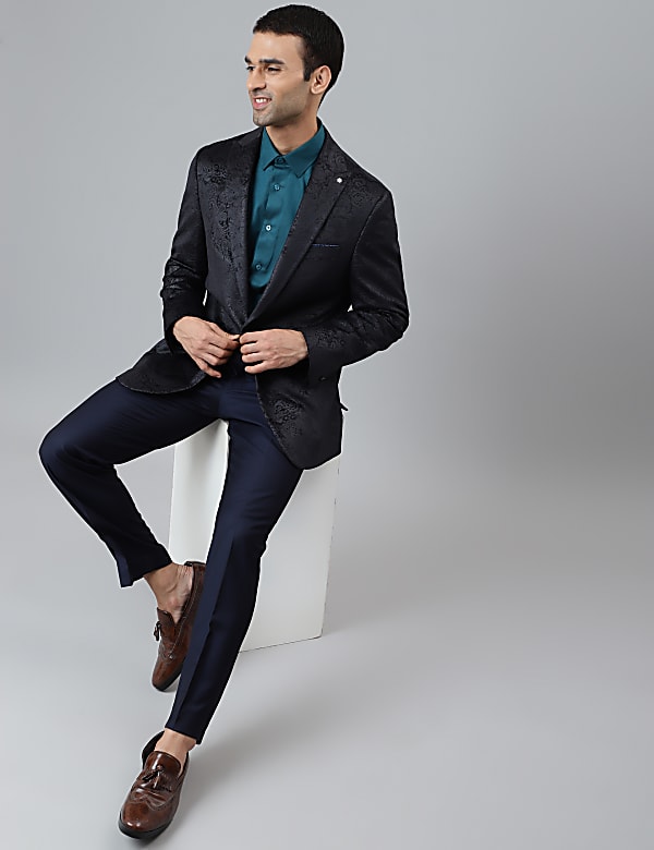 Premium Velvet Peak Lapel Blazer