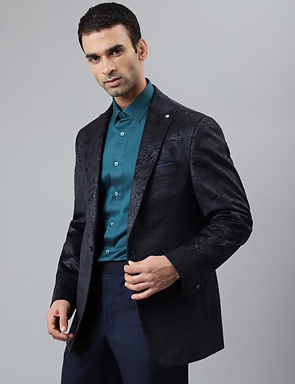 Premium Velvet Peak Lapel Blazer