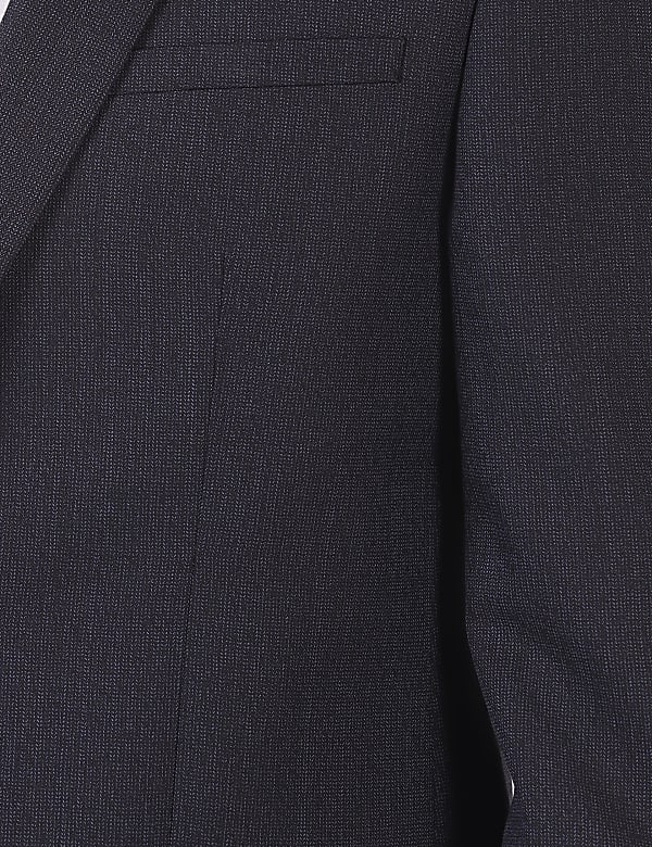 Self Design Lapel Collar Blazer