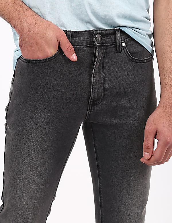 Skinny Fit Denim