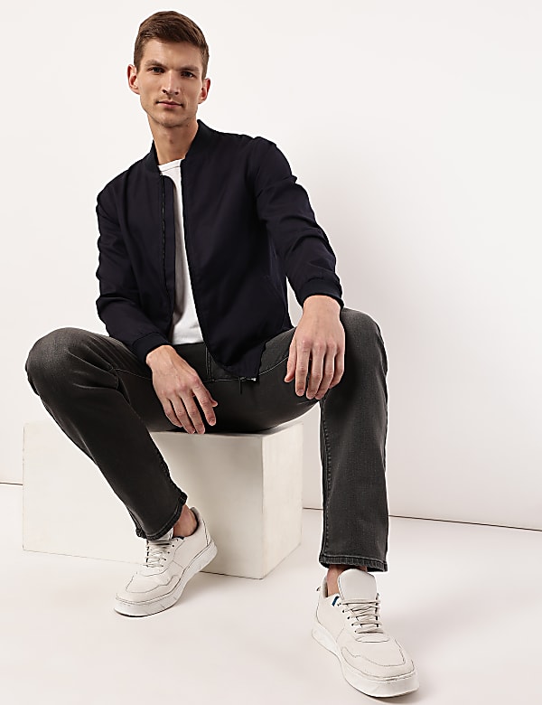Regular Fit Stretch Jeans