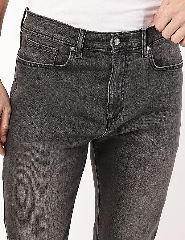 Regular Fit Stretch Jeans