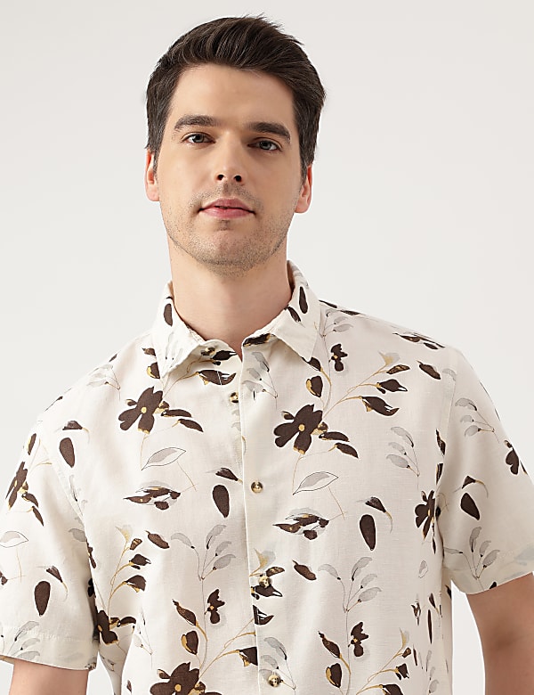 Relaxed Fit Spread Collar Shirt