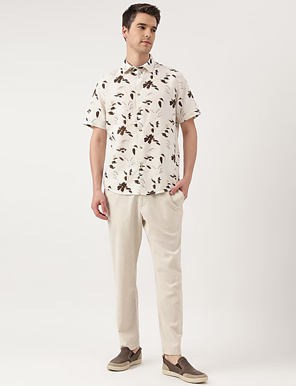 Relaxed Fit Spread Collar Shirt