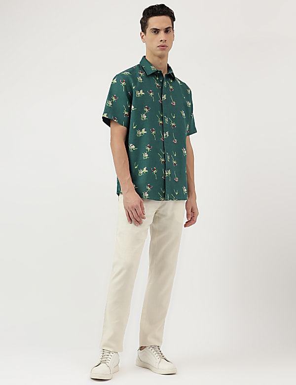 Relaxed Fit Spread Collar Shirt