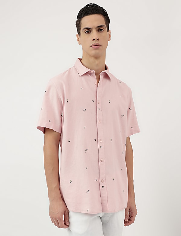 Relaxed Fit Spread Collar Shirt