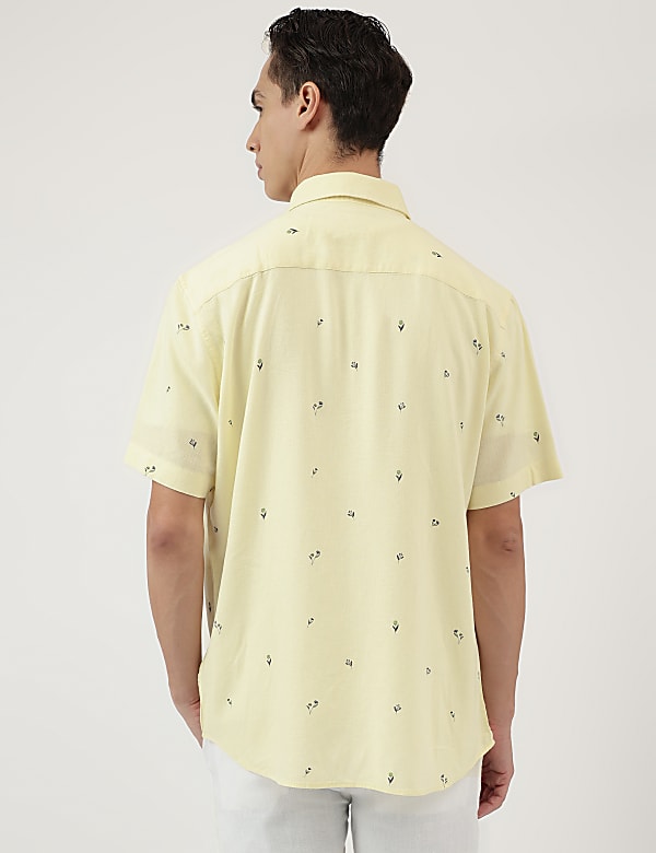 Relaxed Fit Spread Collar Shirt
