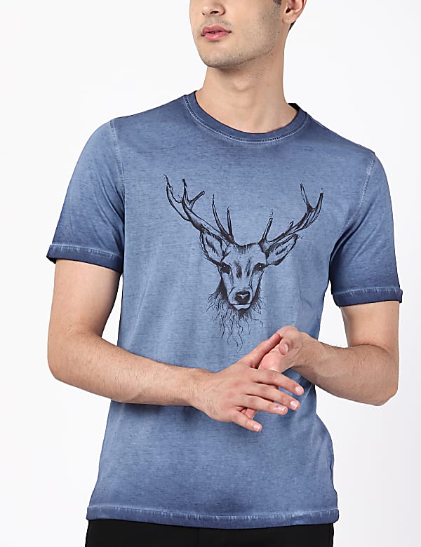 Chest Print Crew Neck Tee