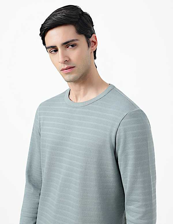 POPCORN TEXTURE DESIGN LS TEE