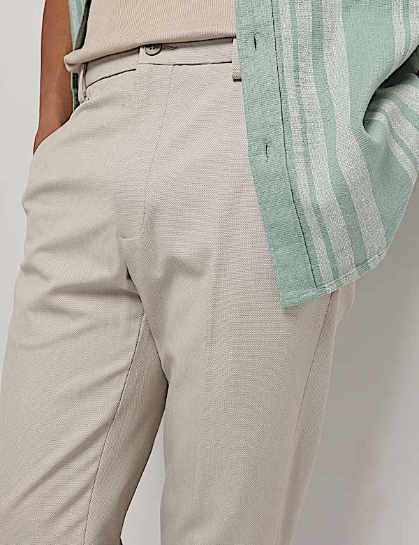 Mid Waist Textured Slim Fit Trousers