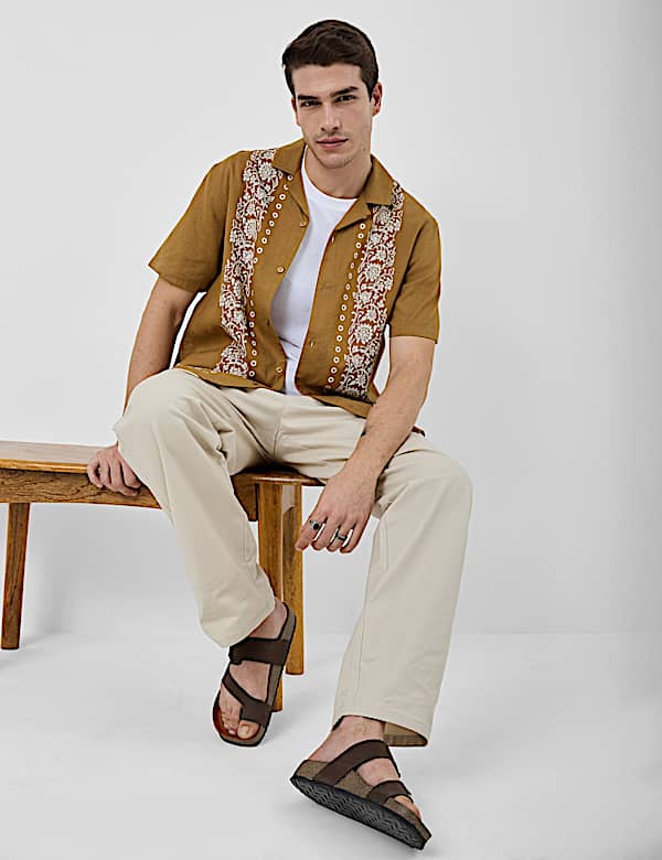 REVERE COLLAR SS BORDER PRINT SHIRT