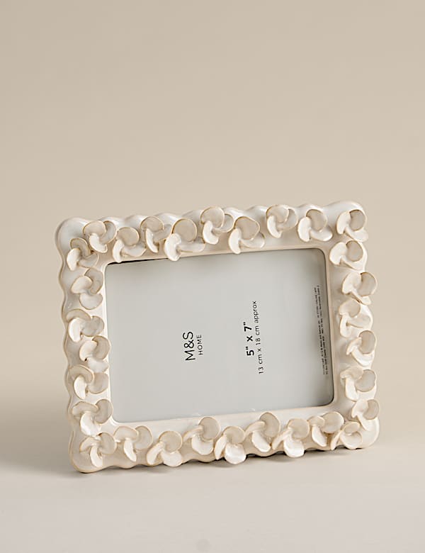 Petal Photo Frame 5x7 inch - PT