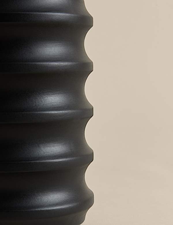 Short Ribbed Ceramic Vase - PL