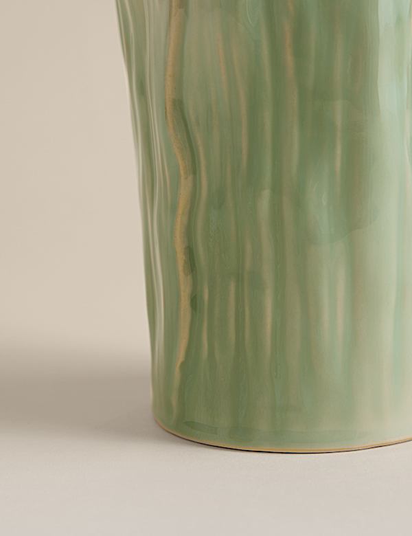 Handkerchief Petal Ceramic Vase - CZ