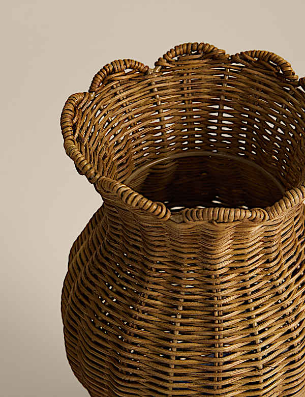 Wicker Scallop Vase - DE