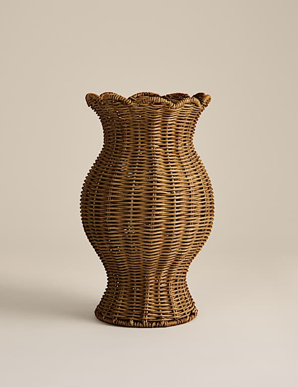 Wicker Scallop Vase - CA