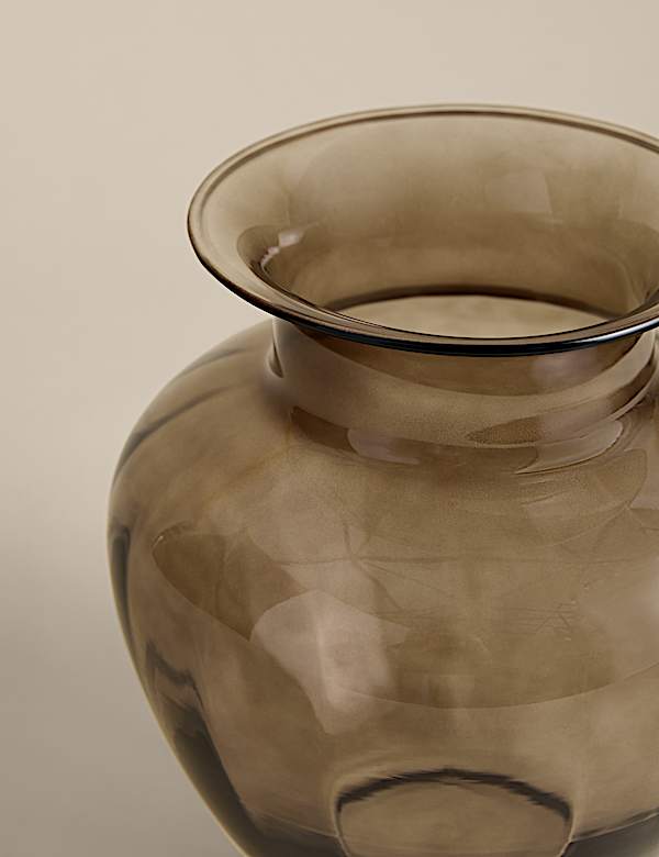Medium Optic Tulip Vase - IS
