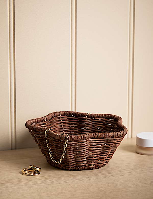 Small Scallop Rattan Trinket Bowl - DK