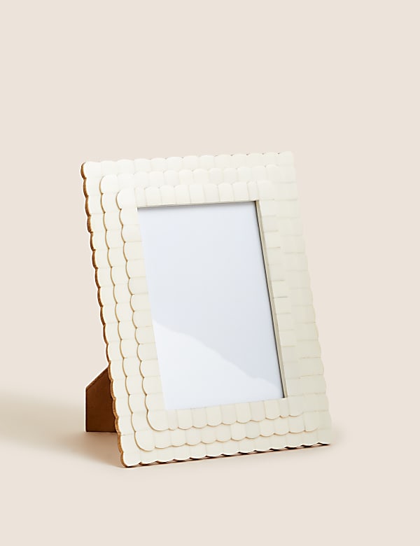 Κορνίζα με κυματοειδές περίγραμμα 13 x 18 cm - GR