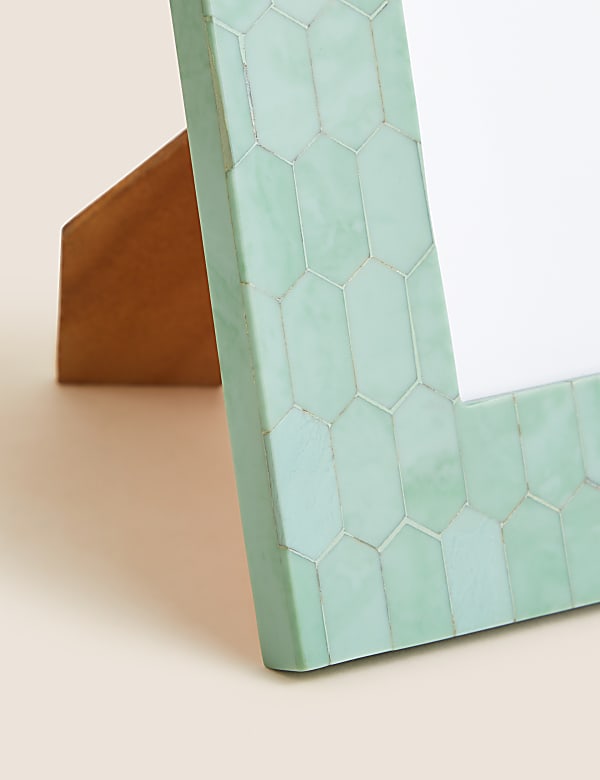 Μοντέρνα ξύλινη κορνίζα 10 x 15 cm - GR