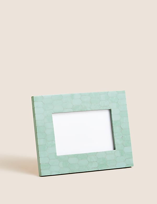 Μοντέρνα ξύλινη κορνίζα 10 x 15 cm - GR