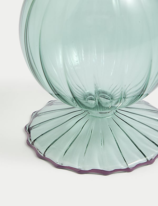 Świecznik z prążkowanego szkła - PL