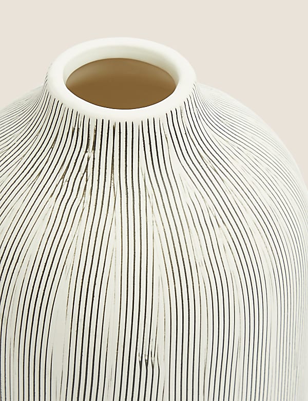 Medium Linear Striped Vase
