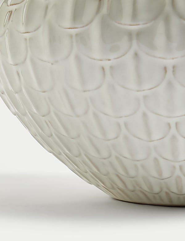 Medium Scalloped Textured Vase - AT