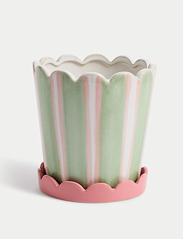 Scalloped Striped Ceramic Planter with Tray - HU