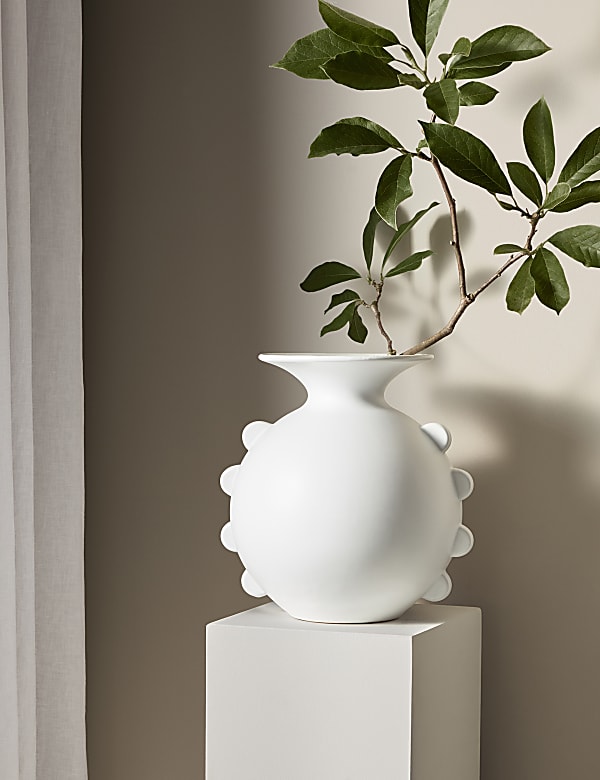 Large Scallop Edge Vase - VN