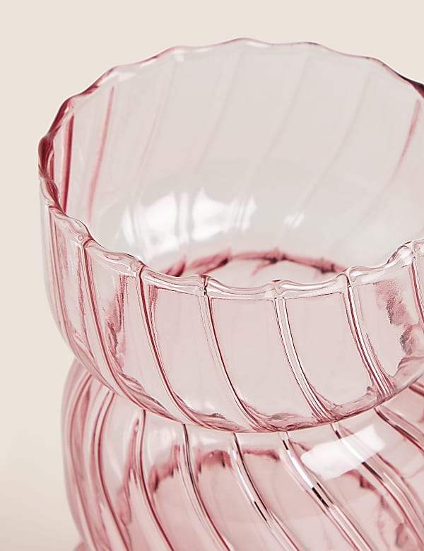 Medium Ridged Vase
