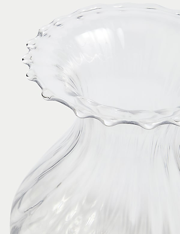 Fluted Glass Bouquet Vase - FR