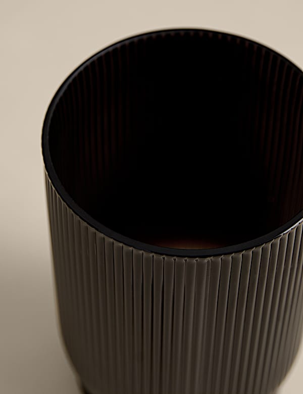 Świecznik wiatrochronny z prążkowanego szkła - PL